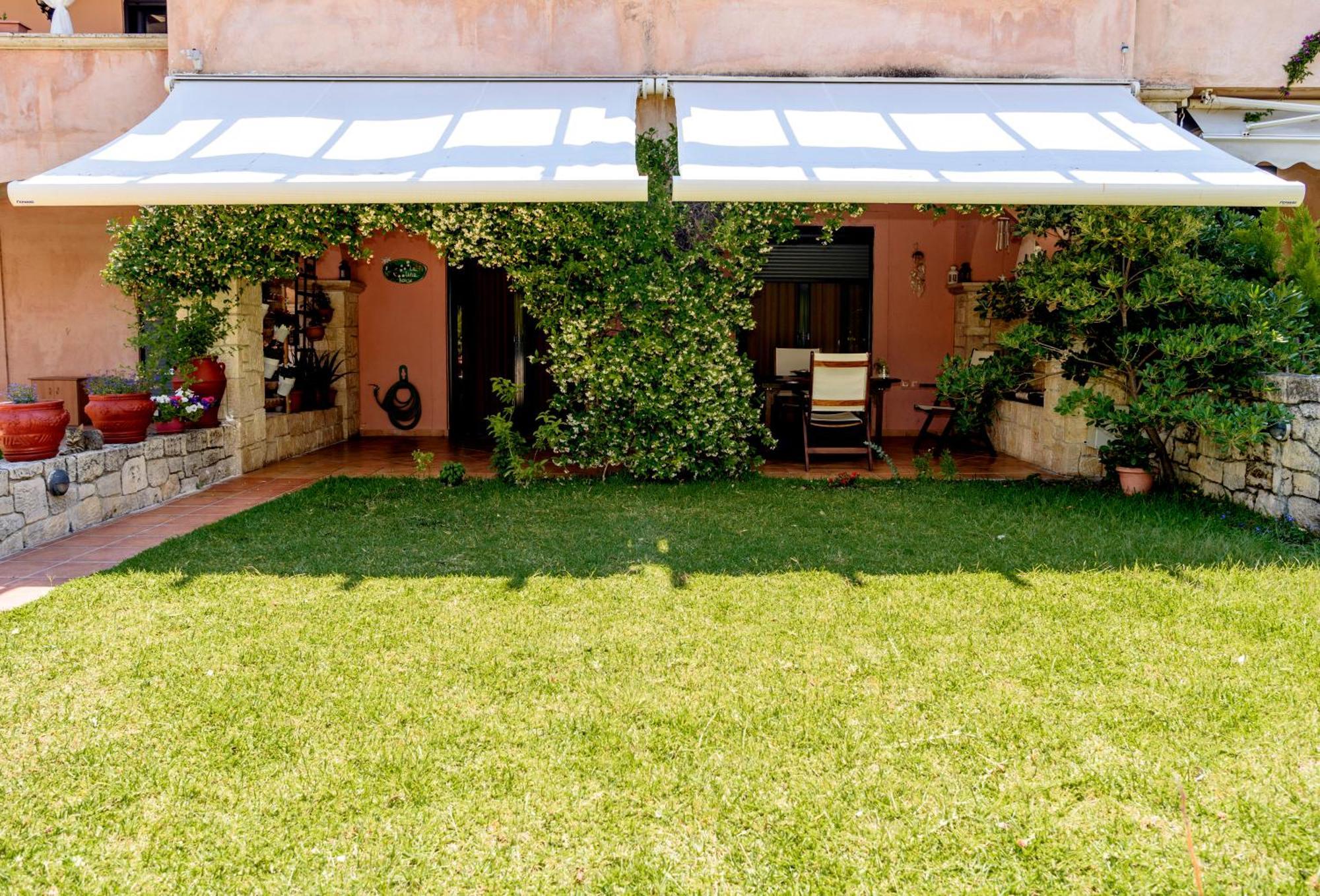 La Luna House Pefkochori Exterior foto